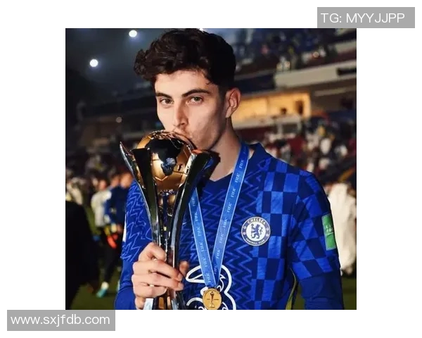 哈弗茨最新INS头像展现高级质感完美融合独特魅力与足球风采