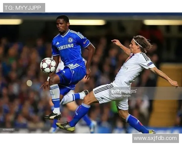 用足球球星的名字串联成一首充满节奏感与欢笑的独特歌曲 用足球球星的名字串联成一首充满节奏感与欢笑的独特歌曲