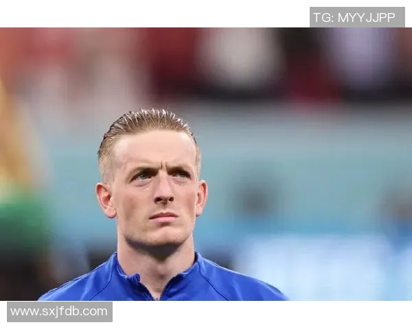 粉红色发型的足球球星魅力展示:突破传统造型引领时尚潮流 粉红色发型的足球球星魅力展示:突破传统造型引领时尚潮流