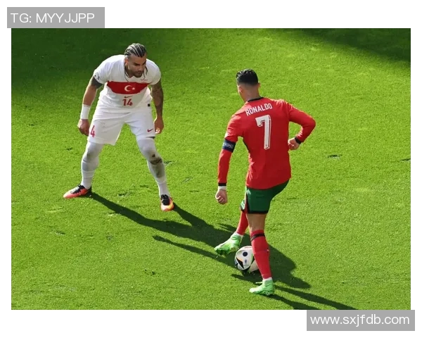 伊犁足球球星排名前十名分析及其在国内外赛场的表现对比 伊犁足球球星排名前十名分析及其在国内外赛场的表现对比