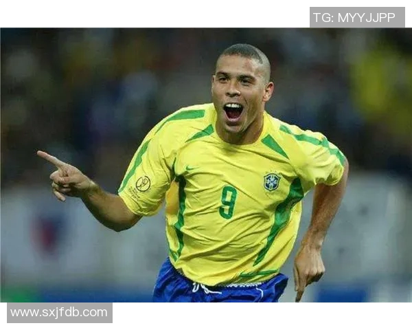 81号足球巨星的传奇故事与赛场风采解析